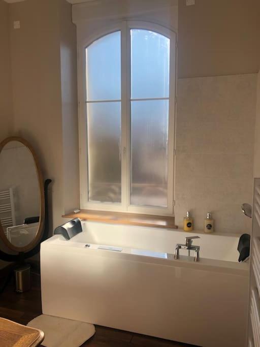 Appartement De Caractere Mirecourt Экстерьер фото